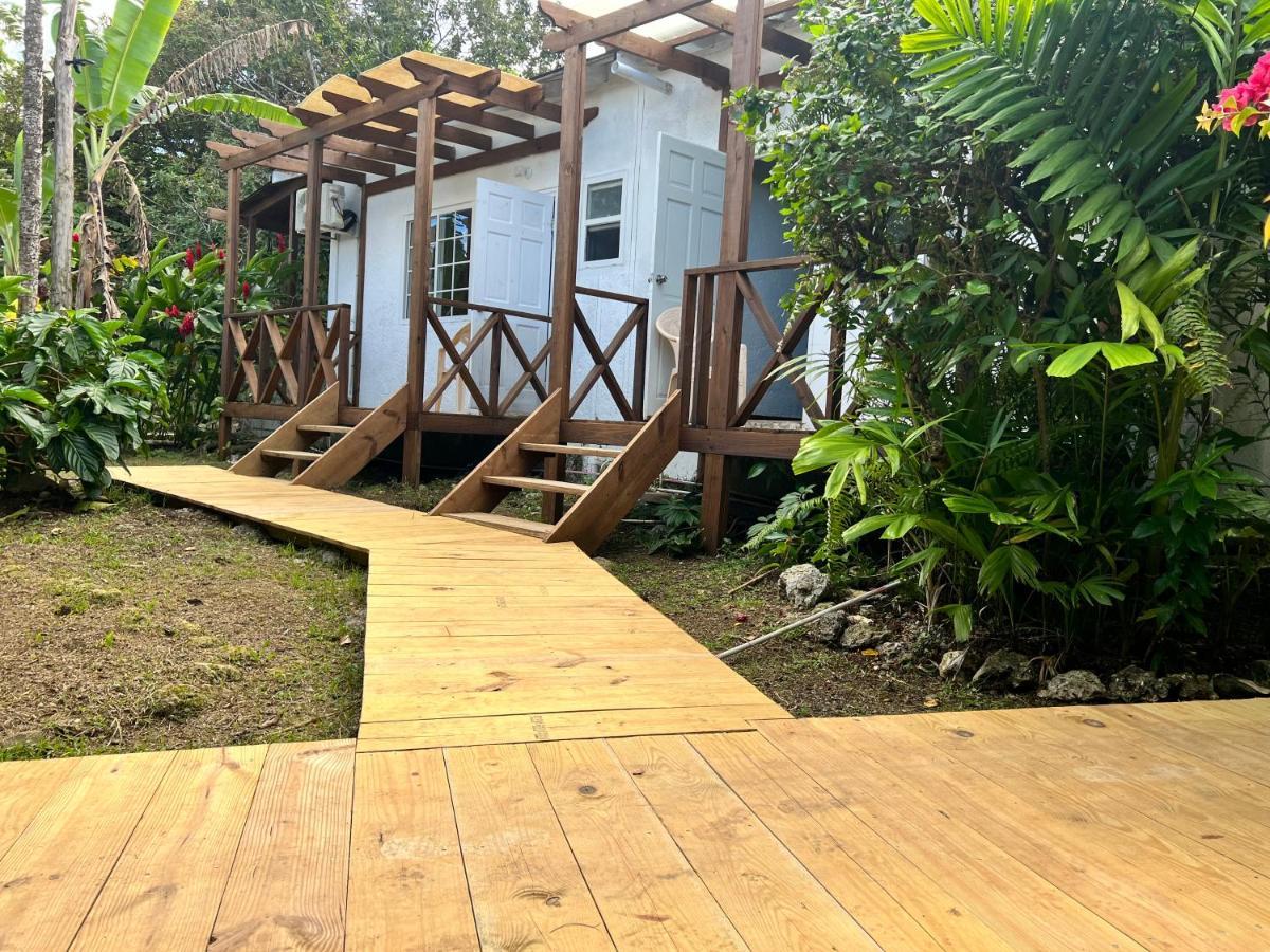 Jamaica Colors Hotel And Eco-Retreat Port Antonio Esterno foto